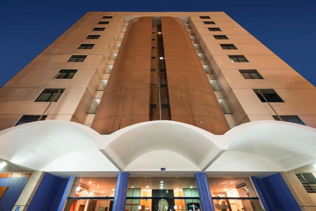 Arrey Executive Hotel — 1